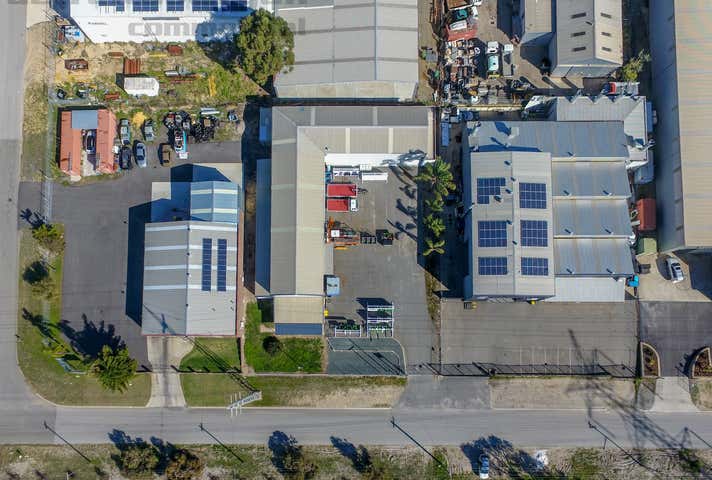 33 Buckley Street Cockburn Central WA 6164 - Image 2