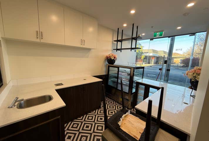 2/110 Keilor Road Essendon North VIC 3041 - Image 2