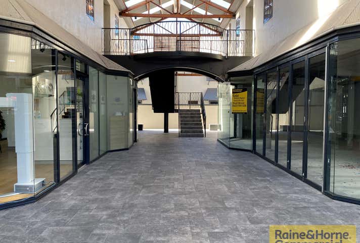 4/143 Racecourse Road Ascot QLD 4007 - Image 9