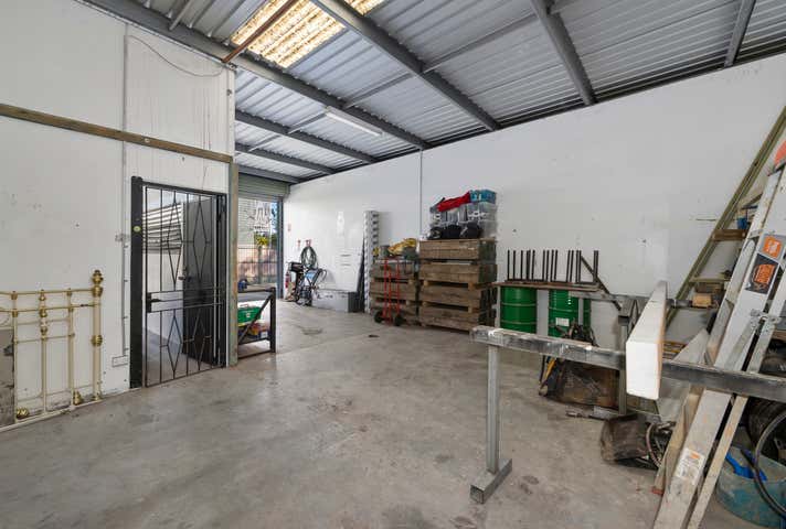 2/127 Bulimba Street Bulimba QLD 4171 - Image 6