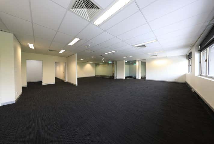 Level 1 76 Lake Street Cairns City QLD 4870 - Image 7