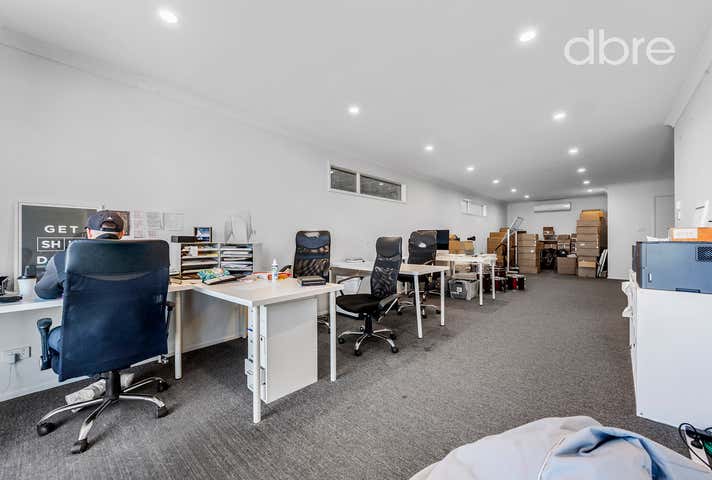 2/7 Wyman Place Braeside VIC 3195 - Image 2