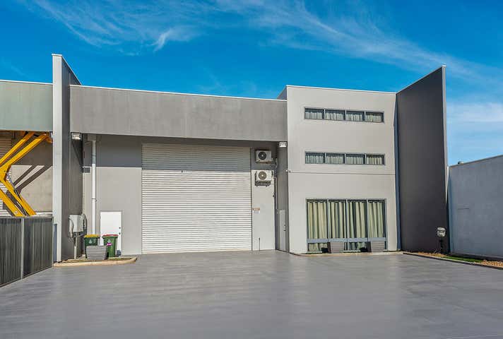 5 Watervale Drive Green Fields SA 5107 - Image 2