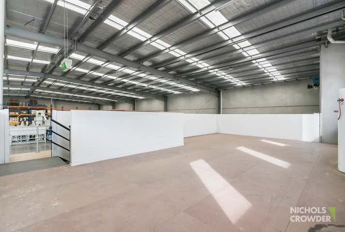 15 Capital Place Carrum Downs VIC 3201 - Image 12