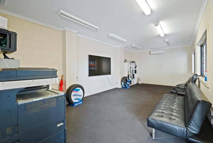 Unit 5, 25-35 Cranbourne Road Narre Warren VIC 3805 - Image 15