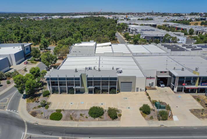 2/30 Discovery Drive Bibra Lake WA 6163 - Image 23