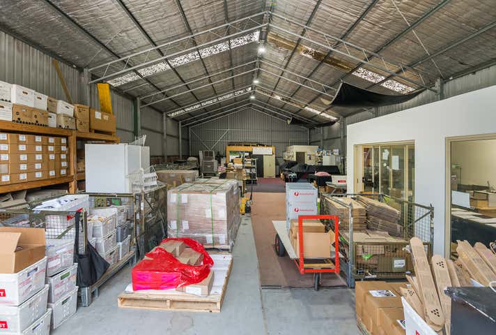 28 Sullivan Street Golden Square VIC 3555 - Image 4