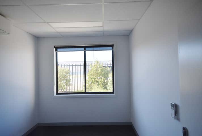 24 Heron Court Thurgoona NSW 2640 - Image 8