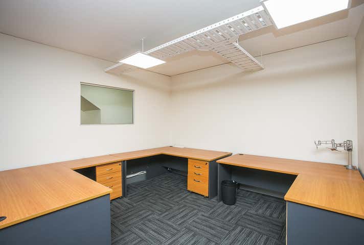 Unit 2, 12 Buckingham Dr Wangara WA 6065 - Image 11