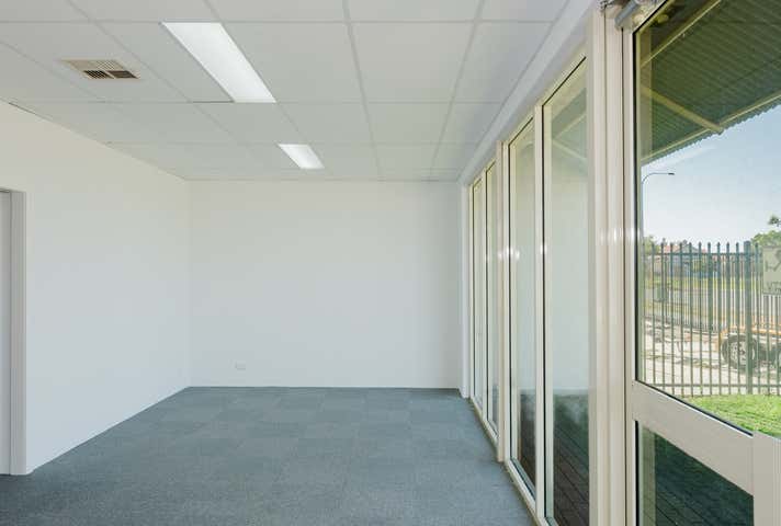 2/21 Dixon Road Rockingham WA 6168 - Image 25