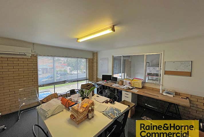 2/326 Melton Road Northgate QLD 4013 - Image 3