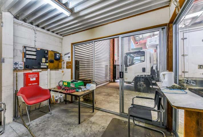 Unit 1, 1821 Ferntree Gully Road Ferntree Gully VIC 3156 - Image 12