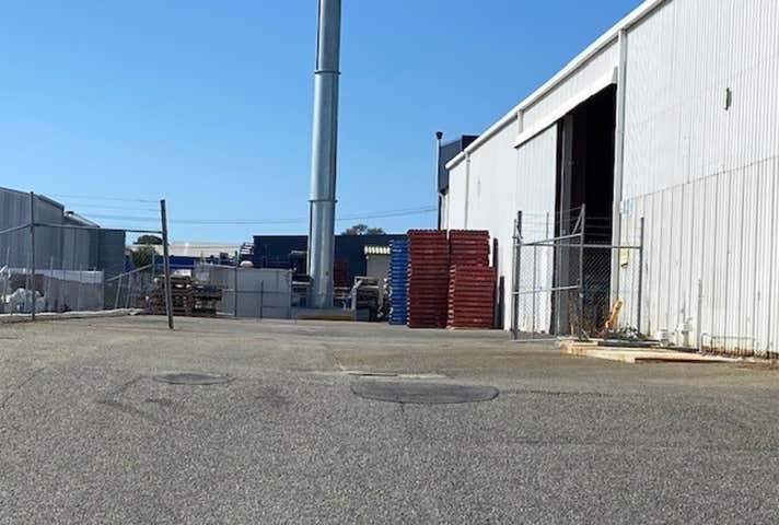 14 Bell Street Canning Vale WA 6155 - Image 20