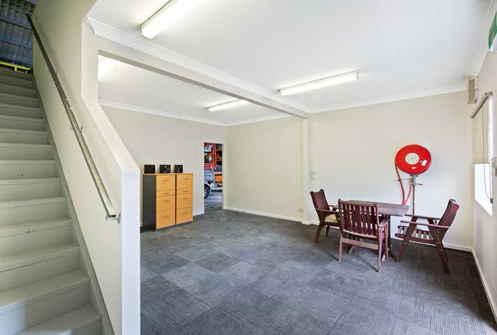 Unit 2, 26 Stenhouse Drive Cameron Park NSW 2285 - Image 4