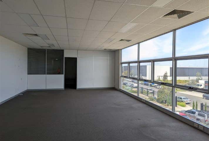 19 Paraweena Drive Truganina VIC 3029 - Image 15