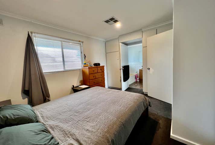 67 Beach Road Christies Beach SA 5165 - Image 29