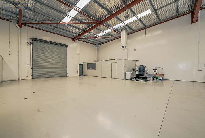 75 Erceg Road Yangebup WA 6164 - Image 26