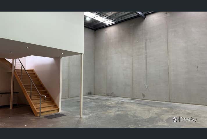 12/23 Cook Road Mitcham VIC 3132 - Image 3