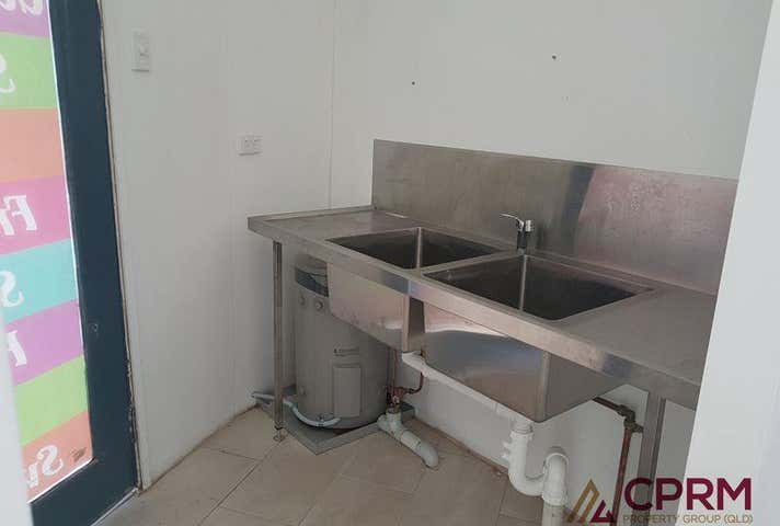 A/184 Hornibrook Esplanade Clontarf QLD 4019 - Image 5