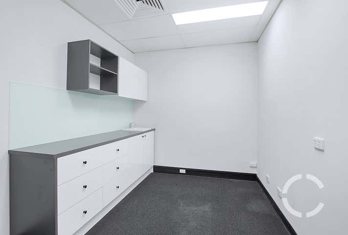 18 Thynne Road Morningside QLD 4170 - Image 4