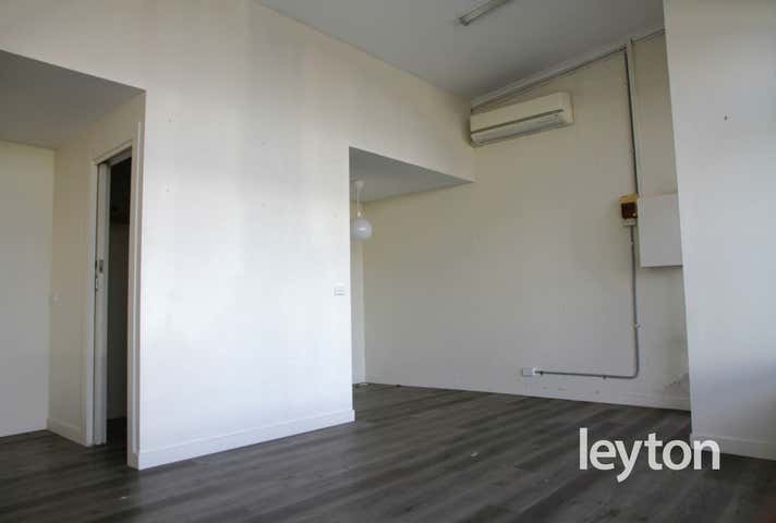 4/5 Queens Avenue Springvale VIC 3171 - Image 2
