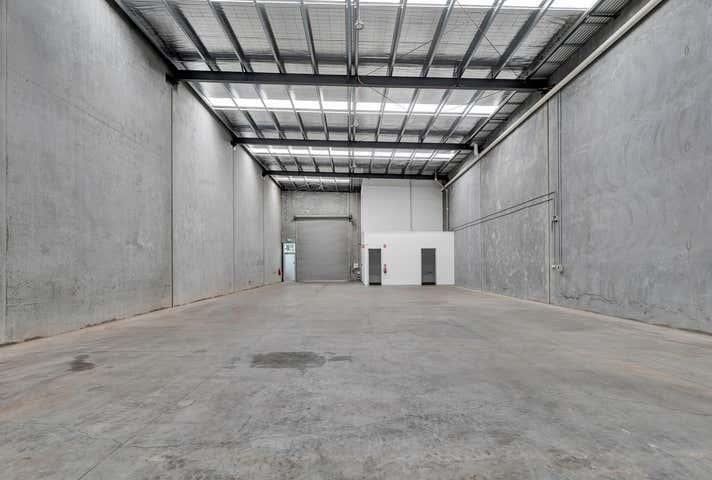 2/44 Orbis Drive Ravenhall VIC 3023 - Image 4