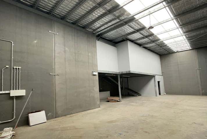 13/5-11 Waynote Place Unanderra NSW 2526 - Image 2