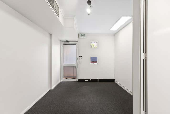 2/128 Bowen Street Spring Hill QLD 4000 - Image 11