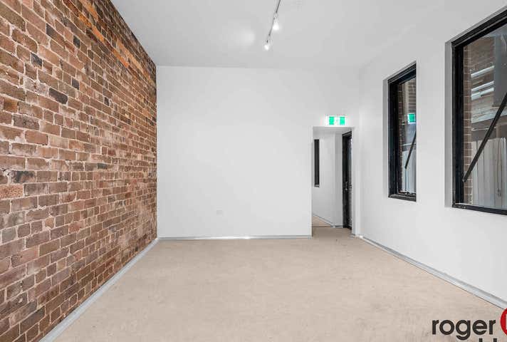 35C Ross Street Forest Lodge NSW 2037 - Image 5