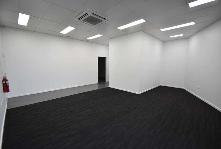 2/688 Drome Street Albury NSW 2640 - Image 8