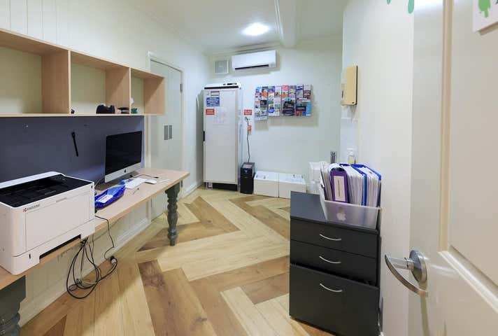 447-449 Draper Street Parramatta Park QLD 4870 - Image 11