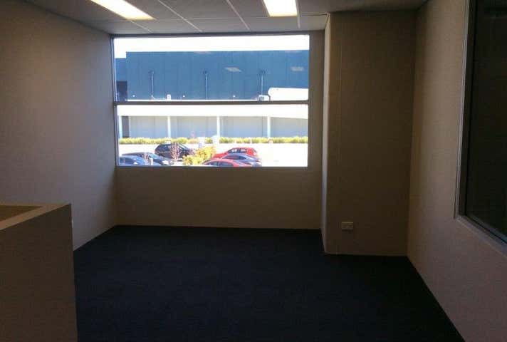 5/17 Caloundra Rd Clarkson WA 6030 - Image 10