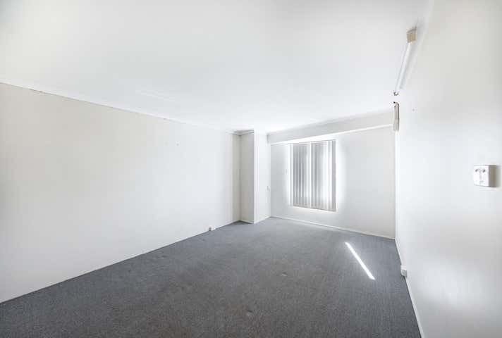 16 Clifford Street Toowoomba City QLD 4350 - Image 10