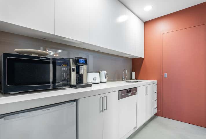 Suite 501, 19 Honeysuckle Drive Newcastle NSW 2300 - Image 6