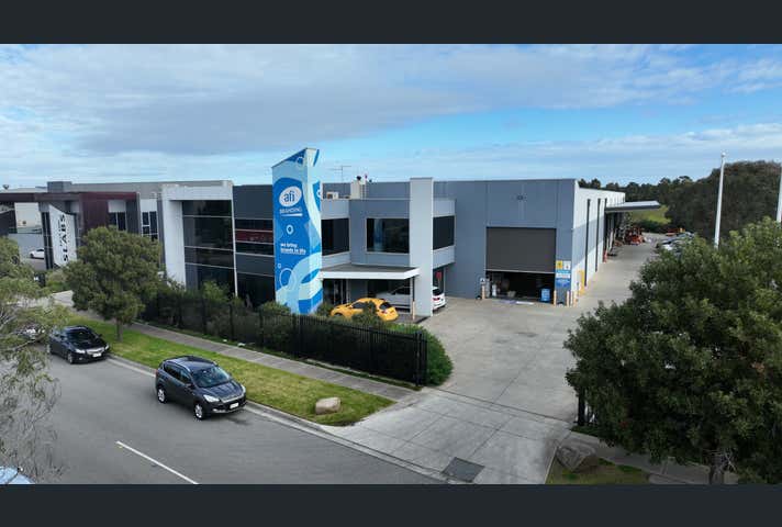 33 Lakewood Boulevard Carrum Downs VIC 3201 - Image 1