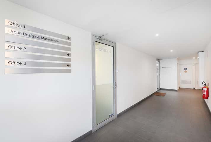 4/114-126  Evans Street Sunbury VIC 3429 - Image 4