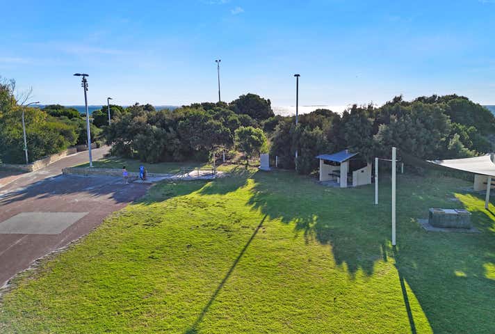 Coogee Beach Café, 4 Powell Road Coogee WA 6166 - Image 7