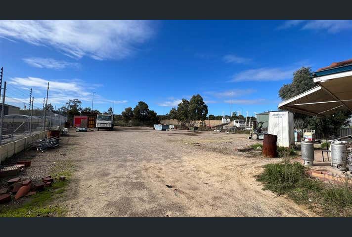 22 Beaconsfield Avenue Midvale WA 6056 - Image 5