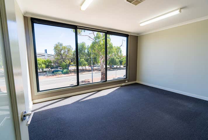 25 Victoria Street Midland WA 6056 - Image 4