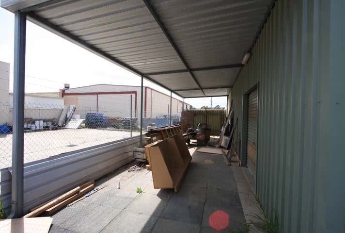 6 Rothschild Place Midvale WA 6056 - Image 7