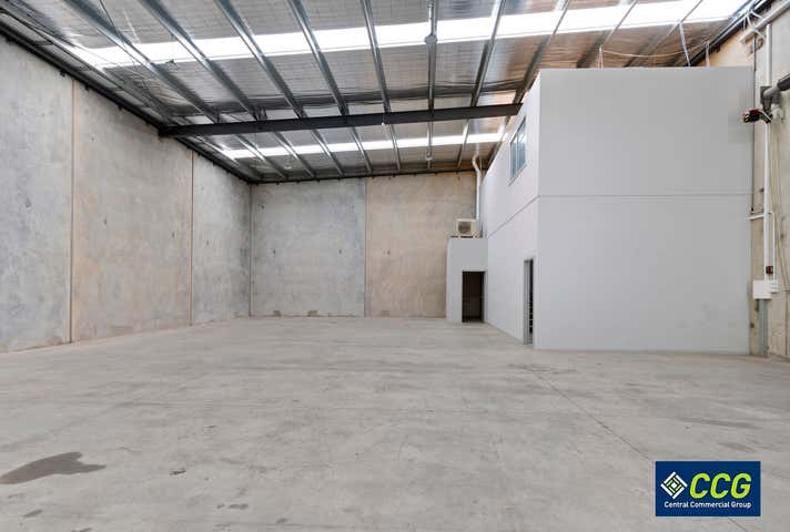 2/39 Ravenhall Way Ravenhall VIC 3023 - Image 6