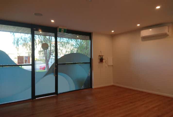 10/12 Trewhitt Court Dromana VIC 3936 - Image 6