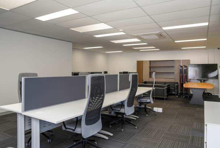 6/1 Merino Entrance Cockburn Central WA 6164 - Image 14