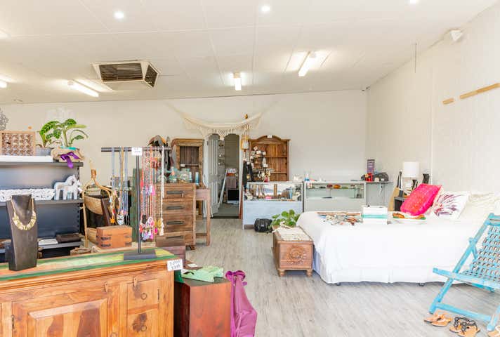 6/54 Prindiville Drive Wangara WA 6065 - Image 6