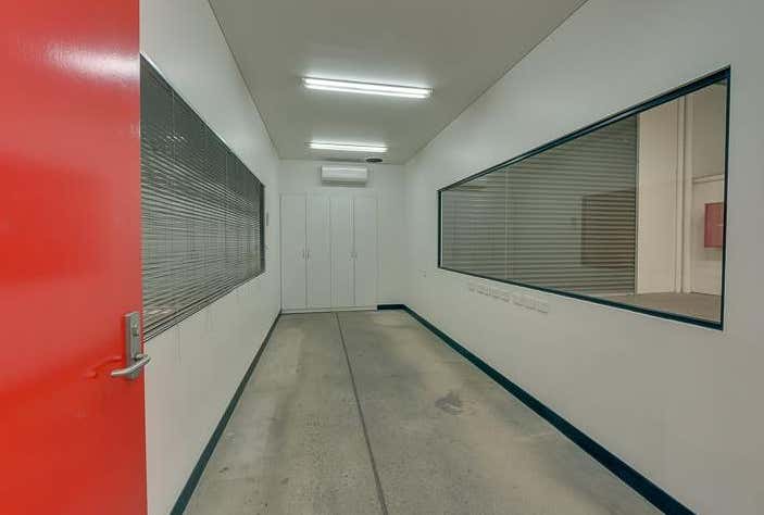 40 Mulgul Road Malaga WA 6090 - Image 9