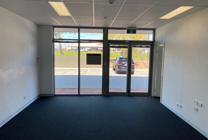 8/253 Gnangara Road Wangara WA 6065 - Image 9