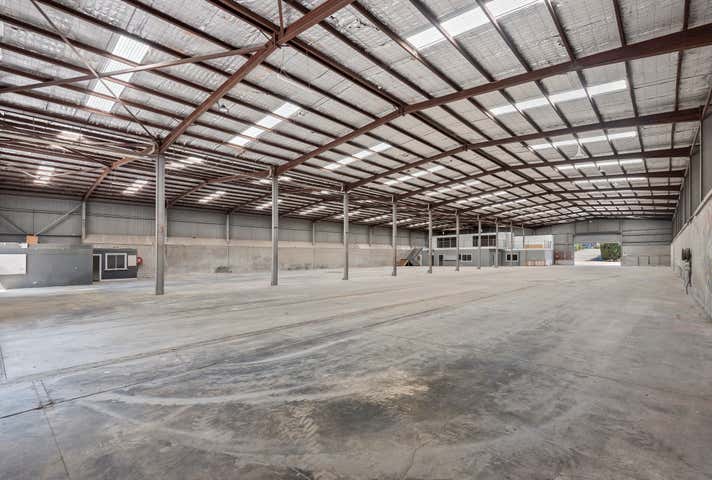 402 Thompson Road North Geelong VIC 3215 - Image 5