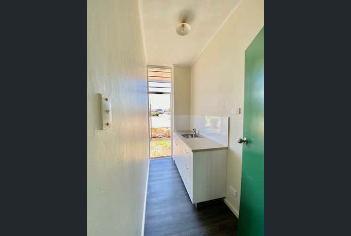 54 Charles Street Aitkenvale QLD 4814 - Image 9