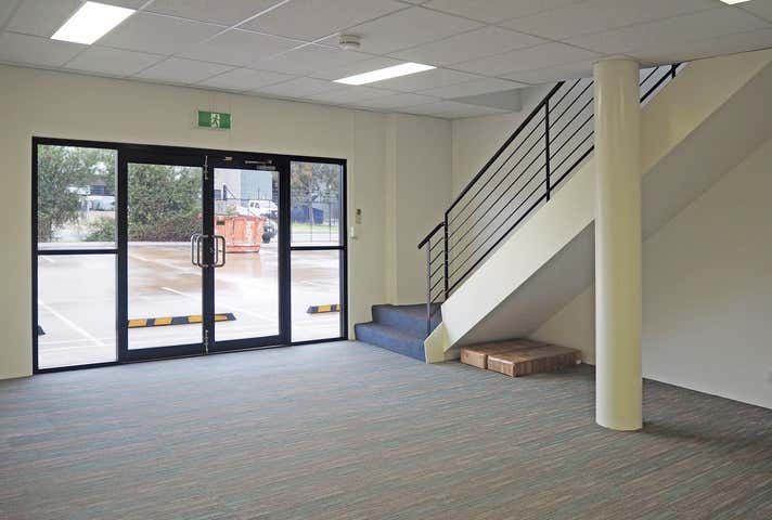 25a Mordaunt Circuit Canning Vale WA 6155 - Image 4