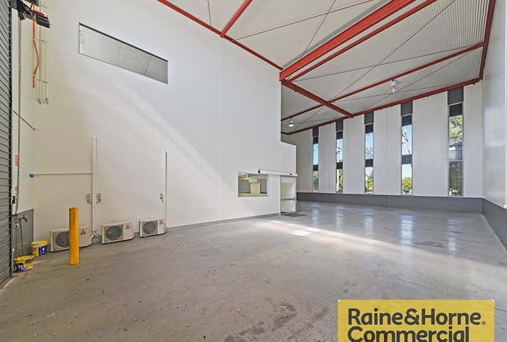 10/368 Earnshaw Road Banyo QLD 4014 - Image 5